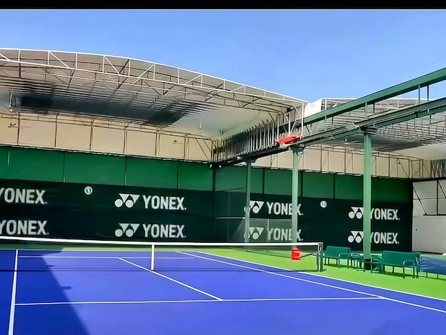 Sports Court Retractable Canopy